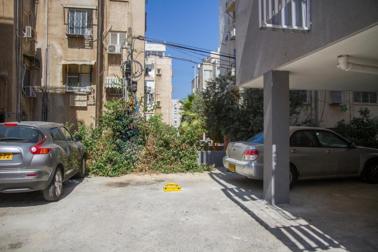 Apartments4You Maya Bat Yam Esterno foto