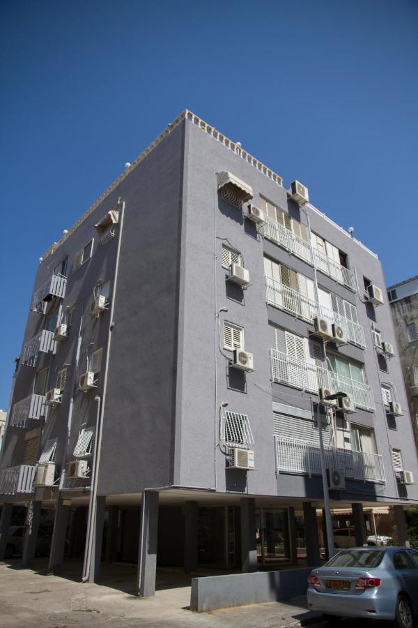 Apartments4You Maya Bat Yam Esterno foto