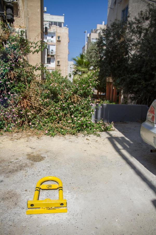 Apartments4You Maya Bat Yam Esterno foto