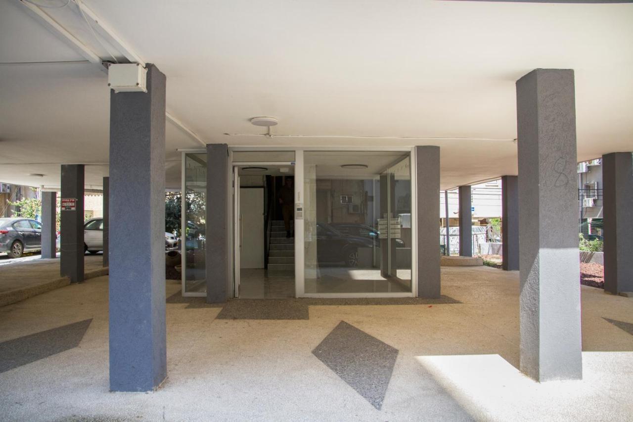 Apartments4You Maya Bat Yam Esterno foto