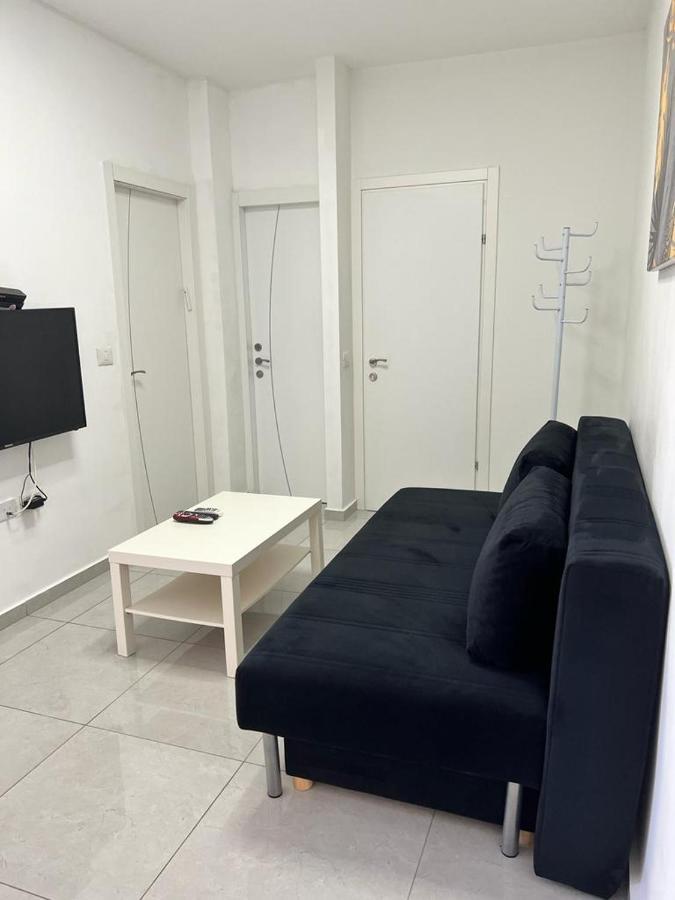 Apartments4You Maya Bat Yam Esterno foto