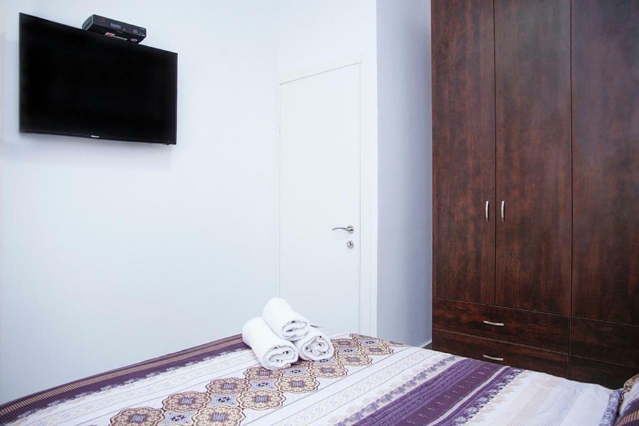 Apartments4You Maya Bat Yam Esterno foto
